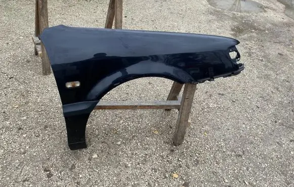 Volkswagen PASSAT B4 Fender
