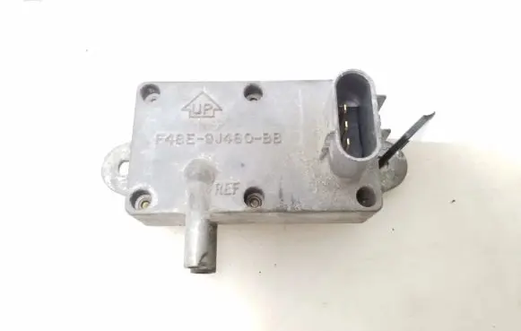 Ford Mondeo MK II Air pressure sensor F48E9J460BB