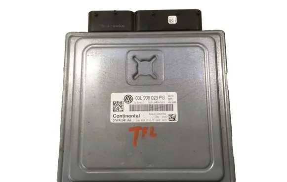 Volkswagen Touran II Engine control unit/module ECU 03L906023PG 03L907425C 5WP42941AA