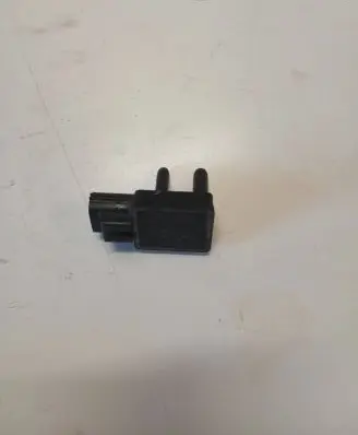 Volvo S80 Exhaust gas pressure sensor 6G9N5L200AB 083250315201