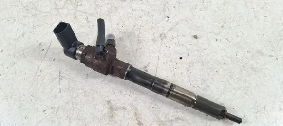 Volkswagen Caddy Fuel injector 03L130277B
