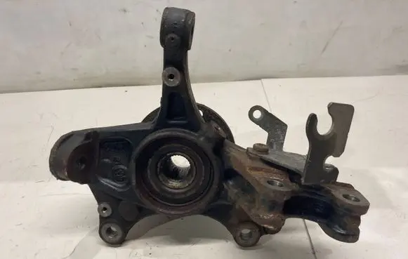 Peugeot 3008 II Front wheel hub 1647857480 1610137880 1618890980