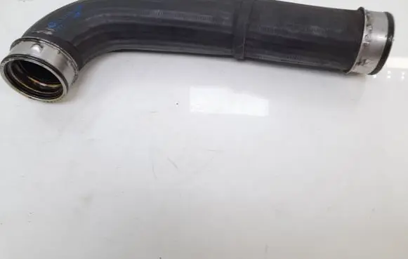 Intercooler hose/pipe
