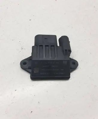 Mercedes-Benz ML W164 Glow plug pre-heat relay A6429002700 0522140209 10160001891