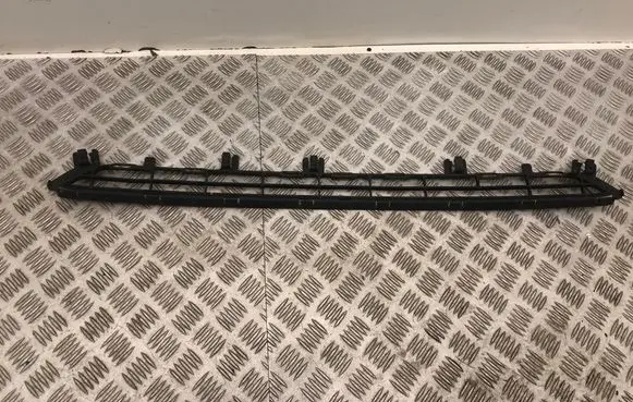 Peugeot 3008 I Front bumper lower grill 9685625677