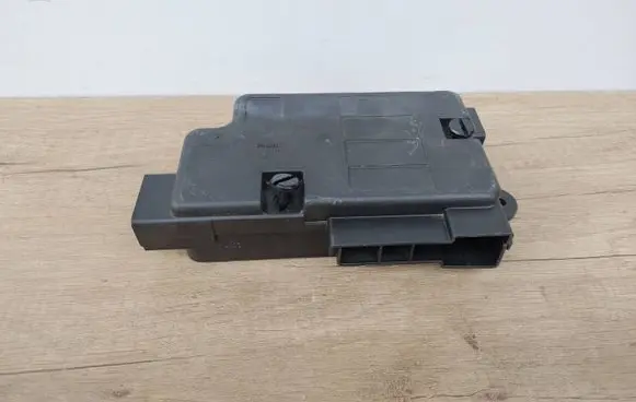 Audi A3 S3 8P Fuse module 8P0937548