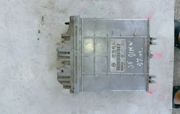 Volkswagen PASSAT B5 Engine control unit/module 028906021gl
