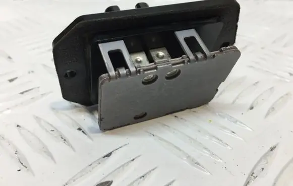 Jeep Patriot Heater blower motor/fan resistor