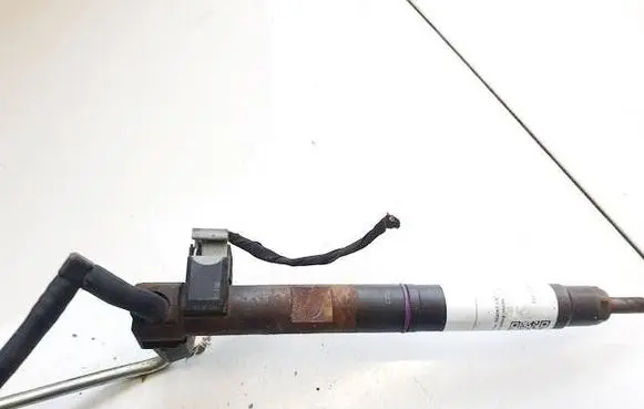 Hyundai ix20 Fuel injector 28235143 338002A760