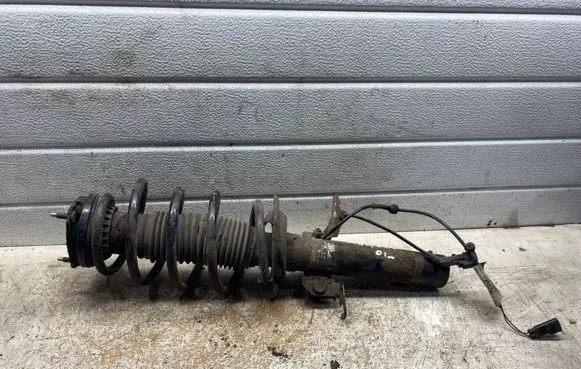 Ford Mondeo Mk III Front shock absorber/damper 21026213