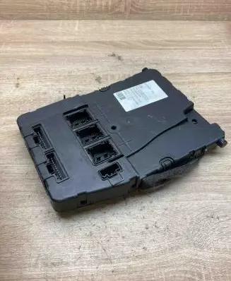 Renault Megane II Comfort/convenience module 8200606830