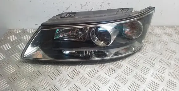 Hyundai Sonata Headlight/headlamp 1010103