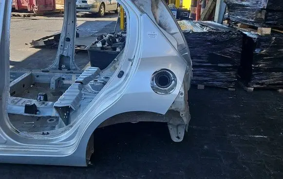 Rear quarter panel