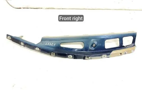 Fender mounting bracket