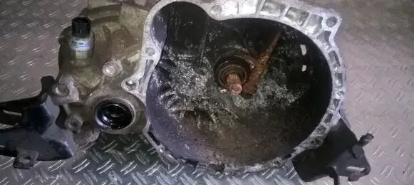 KIA Cerato Manual 5 speed gearbox