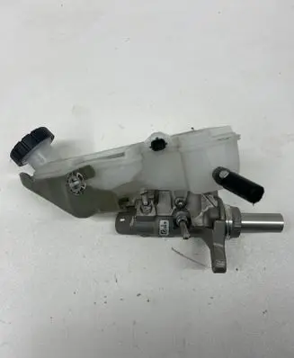 Renault Clio V Brake fluid reservoir 55302331