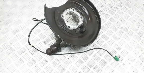 Volvo XC70 Rear wheel hub 9200624