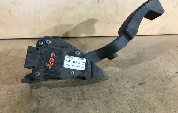 Renault Laguna II Accelerator throttle pedal 6PV00811900 8200002904