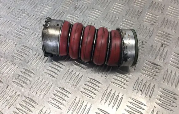 BMW X6 F16 Intercooler hose/pipe 7807987