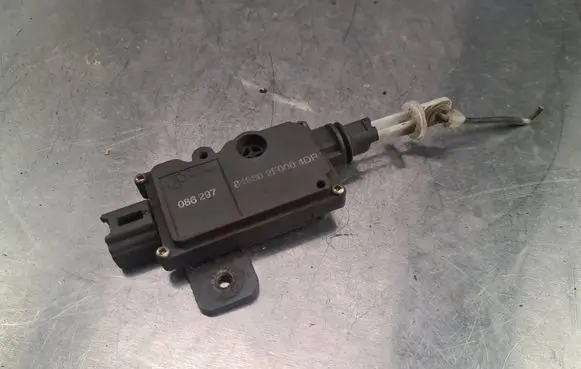 Nissan Almera Tino Central locking motor 086297 846802F0004DR
