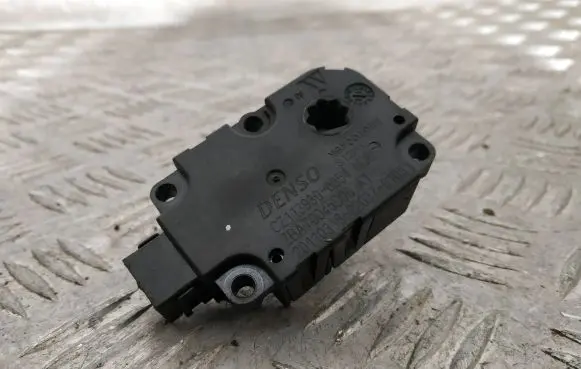 Audi A8 S8 D4 4H Intake manifold valve actuator/motor CZ1139300854 ZBAT0045D06AT