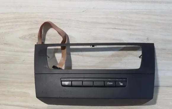 BMW 3 E90 E91 Seat heating switch 6971799
