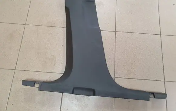 Audi Q2 - (B) pillar trim (bottom) 81A867239A