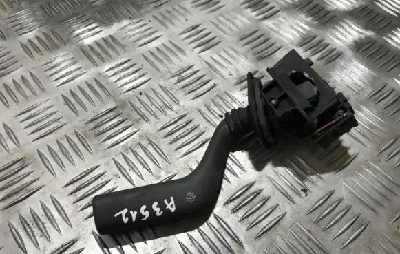 Volvo S40, V40 Wiper control stalk 30613573