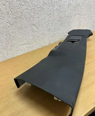 Volvo XC90 (B) pillar trim (bottom) 31651536 31651537