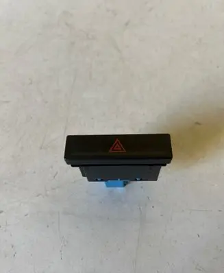 Volkswagen Crafter Hazard light switch 7C0953509A M74841 3C0953509A