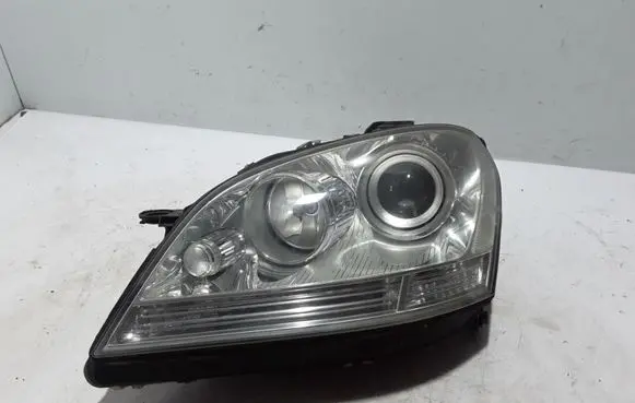 Mercedes-Benz ML W164 Headlight/headlamp