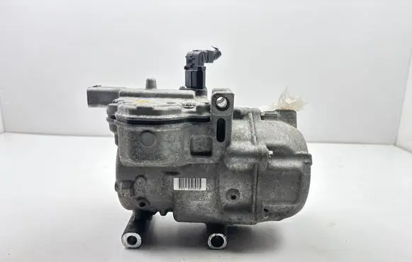 Toyota Prius (XW30) Air conditioning (A/C) compressor (pump) ES14C 9B06671 0422001330