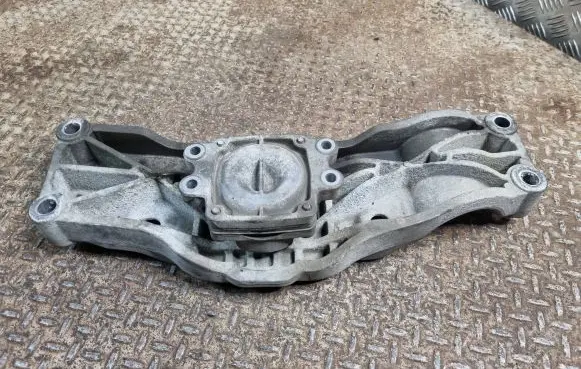 Dodge Challenger Gearbox mounting bracket 04726088AE 05147160AA