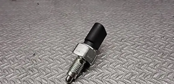 Volkswagen Golf V Reversing light switch sensor FAE40675
