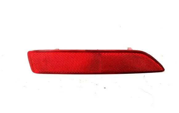 Honda CR-V Rear tail light reflector P6368R