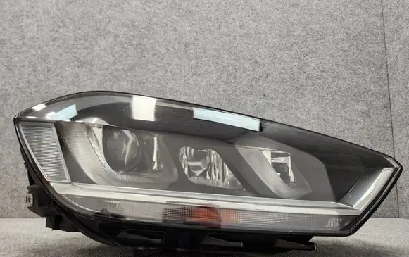 Volkswagen Golf Sportsvan Headlight/headlamp 517941752BSCZ 517941752B