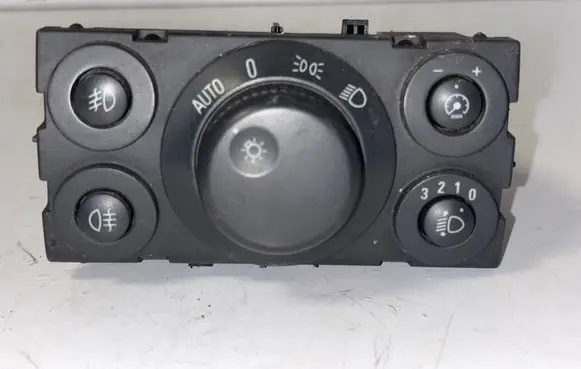 Opel Astra H Light switch 13198923