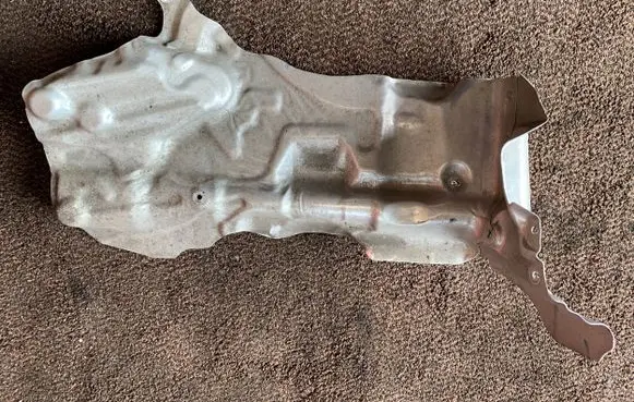 BMW 2 F46 Heat shield in engine bay 6882183