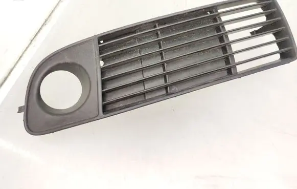 Audi A6 S6 C5 4B Front bumper lower grill 4B0807681J