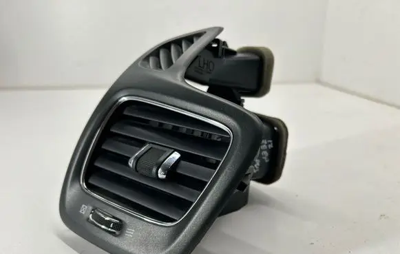 Jeep Compass Dashboard side air vent grill/cover trim 5UT64JXPAB 5UT64TRMAB T22814