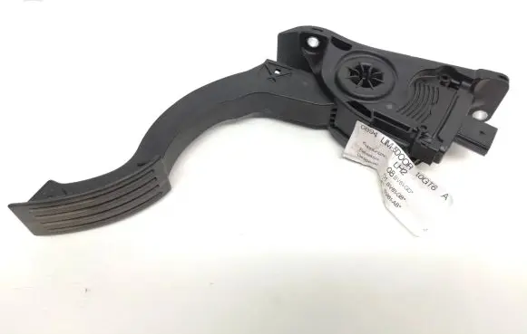 Ford Focus Accelerator throttle pedal BV619F836AB