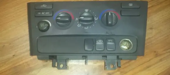 Volvo S80 Climate control unit 8651240 01W47E