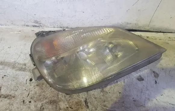 Mercedes-Benz Vaneo W414 Headlight/headlamp