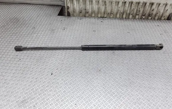 Mitsubishi Space Star Tailgate/trunk strut/damper