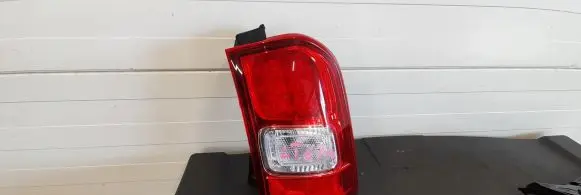 Suzuki Ignis Rear/tail lights