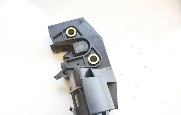 Audi A4 S4 B5 8D Seat back rest lock catch 