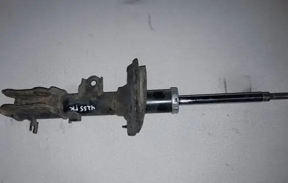 KIA Rio Front shock absorber/damper 546501W030
