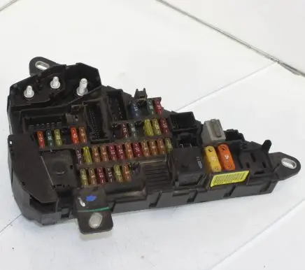BMW 5 E60 E61 Fuse box set 6906588 518811047