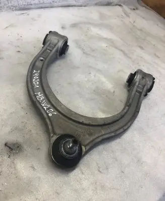 Mercedes-Benz C W206 Front lower control arm/wishbone 2063302200