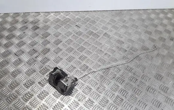 Dacia Dokker Front door lock